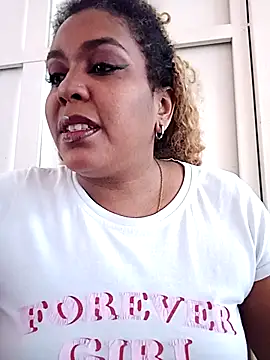 ELLA KELLY online show from March 10, 2026, 11:58 am