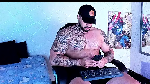 Snapshot of Cristian_Walker chatting on November 14, 2025, 11:47 am Cristian Walker online show from November 14, 2025, 11:47 am