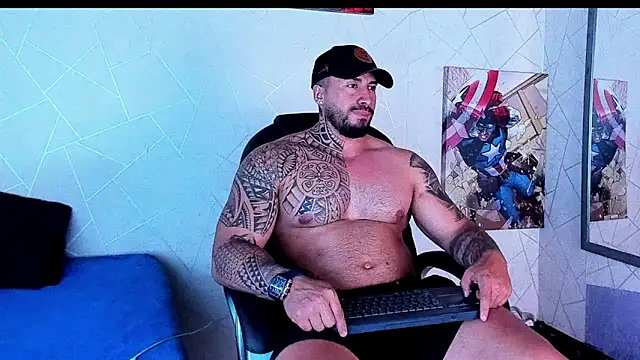 Snapshot of Cristian_Walker chatting on November 11, 2025, 1:50 pm Cristian Walker online show from November 11, 2025, 1:50 pm