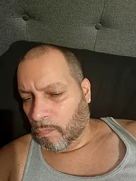 Snapshot of Just2much chatting on September 22, 2025, 2:56 pm Just2much online show from September 22, 2025, 2:56 pm