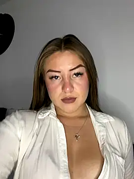 Snapshot of cheryl_cc chatting on September 13, 2025, 10:21 pm cheryl cc online show from September 13, 2025, 10:21 pm