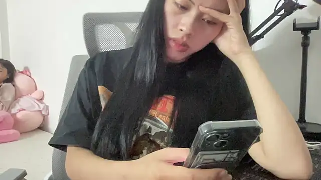 Louis Baby online show from December 5, 2025, 8:24 am