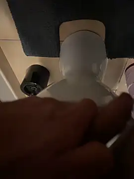 Snapshot of dimitriei chatting on October 6, 2025, 9:04 pm dimitriei online show from October 6, 2025, 9:04 pm