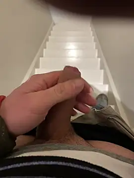 Snapshot of dimitriei chatting on January 8, 2025, 7:45 am dimitriei online show from January 8, 2025, 7:45 am