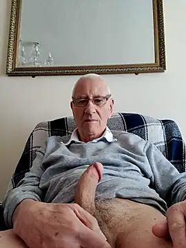 cutaboverest online show from April 24, 2026, 9:33 am