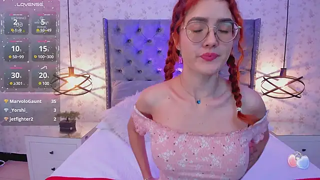 Snapshot of MiaWinx chatting on January 28, 2025, 4:29 am MiaWinx online show from January 28, 2025, 4:29 am