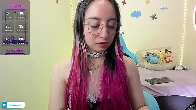 Snapshot of Julieta_cott chatting on January 20, 2025, 1:39 am Julieta cott online show from January 20, 2025, 1:39 am