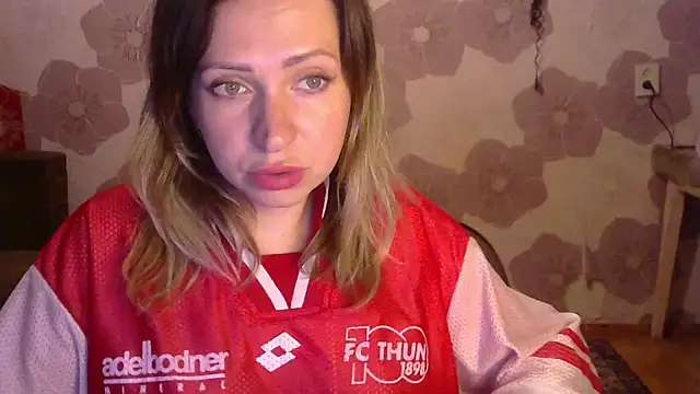 Queen Daenerys online show from September 10, 2025, 8:19 pm