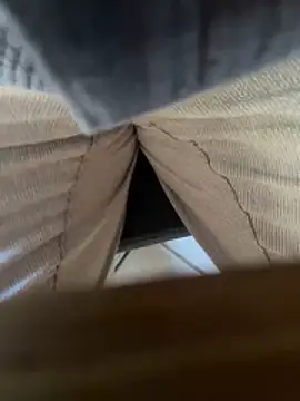 Curvyloveandhim online show from April 21, 2026, 9:16 am