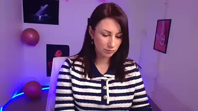 Snapshot of Loren_Moa chatting on March 19, 2025, 12:45 pm Loren Moa online show from March 19, 2025, 12:45 pm