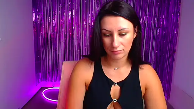 Snapshot of Loren_Moa chatting on October 3, 2025, 11:34 am Loren Moa online show from October 3, 2025, 11:34 am