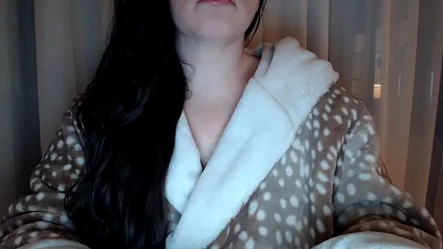 Snapshot of Sandysecret chatting on February 20, 2025, 8:25 pm Sandysecret online show from February 20, 2025, 8:25 pm