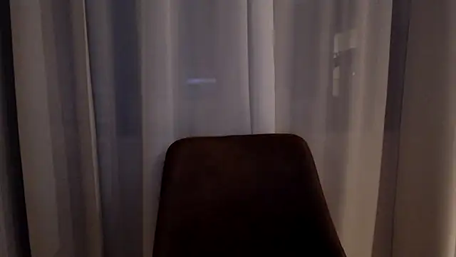 Snapshot of Sandysecret chatting on March 17, 2025, 8:30 pm Sandysecret online show from March 17, 2025, 8:30 pm