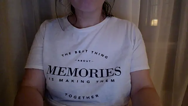 Snapshot of Sandysecret chatting on September 9, 2025, 7:23 pm Sandysecret online show from September 9, 2025, 7:23 pm