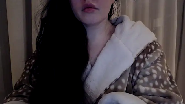 Snapshot of Sandysecret chatting on February 18, 2025, 8:25 pm Sandysecret online show from February 18, 2025, 8:25 pm