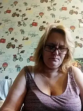 Snapshot of Forest-Lady chatting on October 31, 2025, 10:23 am Forest-Lady online show from October 31, 2025, 10:23 am