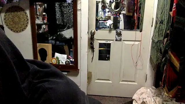 Snapshot of Robriguezxxx chatting on December 5, 2025, 4:44 am Robriguezxxx online show from December 5, 2025, 4:44 am