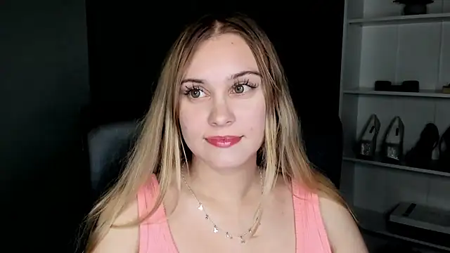 Snapshot of kitty_valeria chatting on May 20, 2026, 5:21 pm kitty valeria online show from May 20, 2026, 5:21 pm