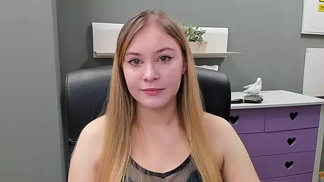 Snapshot of kitty_valeria chatting on February 9, 2025, 7:48 am kitty valeria online show from February 9, 2025, 7:48 am