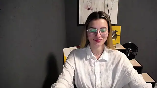 lady olivia  online show from February 26, 2026, 3:12 pm