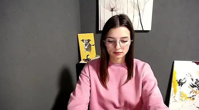 lady olivia  online show from February 20, 2025, 1:30 pm