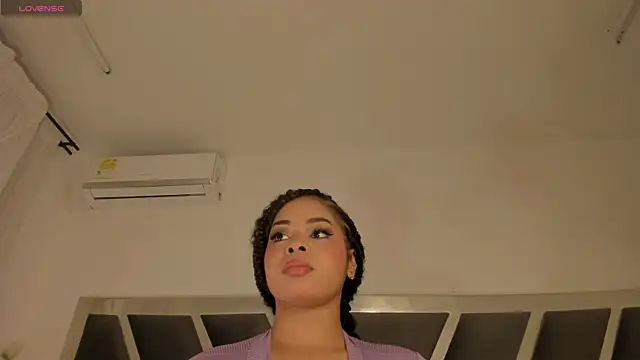 Snapshot of Samanntha_Rose chatting on November 4, 2025, 7:28 pm Samanntha Rose online show from November 4, 2025, 7:28 pm