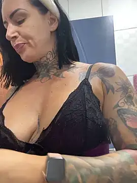 YasmimBrasil online show from April 7, 2026, 5:20 am