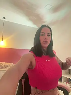 YasmimBrasil online show from May 18, 2026, 6:07 am