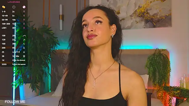 Lolly Neal online show from April 19, 2026, 3:35 pm