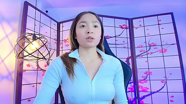 Snapshot of Victoria_Adams14 chatting on October 10, 2025, 3:18 am Victoria Adams14 online show from October 10, 2025, 3:18 am