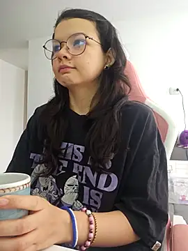 azumiichan online show from January 8, 2026, 2:12 pm