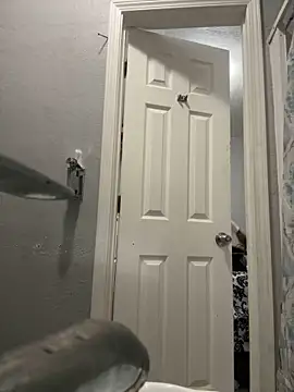 Snapshot of CamGirlLeanna chatting on March 5, 2025, 11:49 am CamGirlLeanna online show from March 5, 2025, 11:49 am