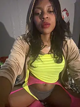 Snapshot of CamGirlLeanna chatting on February 20, 2025, 1:25 am CamGirlLeanna online show from February 20, 2025, 1:25 am