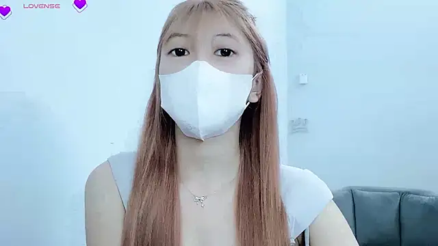 Snapshot of tanhxiu chatting on February 16, 2025, 2:32 pm tanhxiu online show from February 16, 2025, 2:32 pm