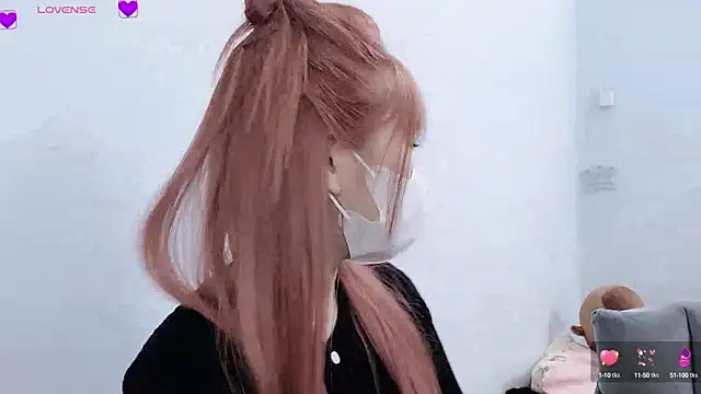 Snapshot of tanhxiu chatting on February 12, 2025, 7:34 am tanhxiu online show from February 12, 2025, 7:34 am