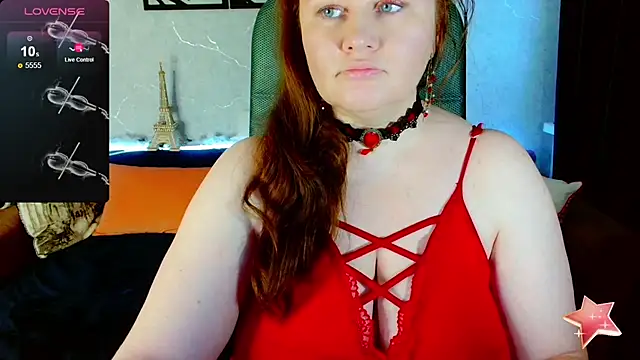 Snapshot of Nikki_March chatting on December 4, 2025, 9:19 am Nikki March online show from December 4, 2025, 9:19 am