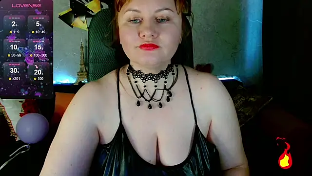 Nikki March online show from October 21, 2025, 8:25 am