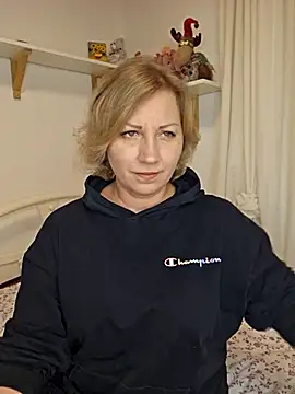 zarina3003 online show from March 25, 2026, 10:19 pm