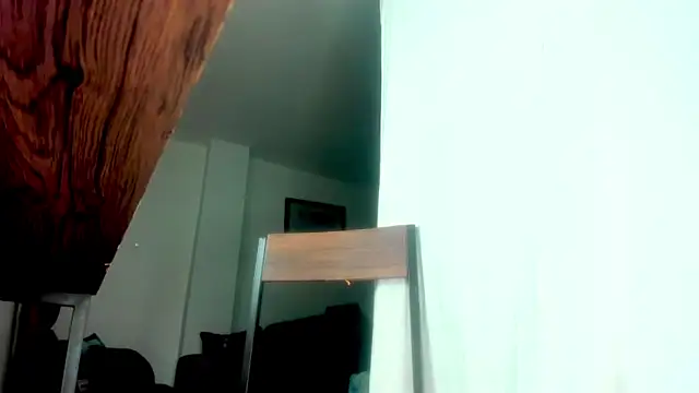 Snapshot of meghanSusexx chatting on January 18, 2026, 1:31 am meghanSusexx online show from January 18, 2026, 1:31 am