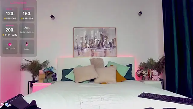 zoey marie online show from November 8, 2025, 10:52 am