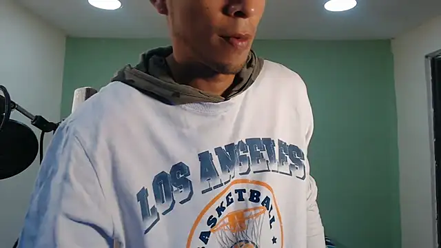 Snapshot of danielitopapuu chatting on November 14, 2025, 6:55 pm danielitopapuu online show from November 14, 2025, 6:55 pm