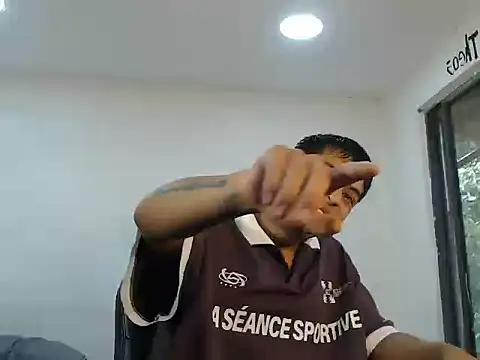 Snapshot of danielitopapuu chatting on October 24, 2025, 12:59 pm danielitopapuu online show from October 24, 2025, 12:59 pm