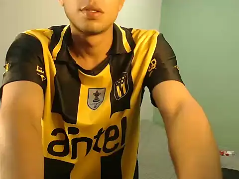 Snapshot of danielitopapuu chatting on November 21, 2025, 4:00 am danielitopapuu online show from November 21, 2025, 4:00 am