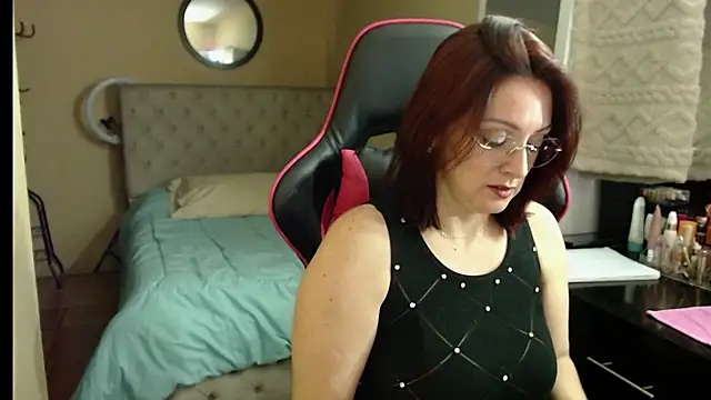 Snapshot of Carol_Scottt chatting on September 26, 2025, 8:38 pm Carol Scottt online show from September 26, 2025, 8:38 pm