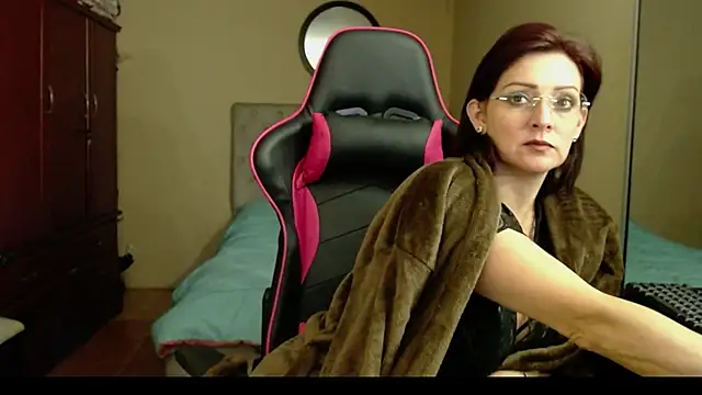 Snapshot of Carol_Scottt chatting on February 3, 2025, 5:40 am Carol Scottt online show from February 3, 2025, 5:40 am