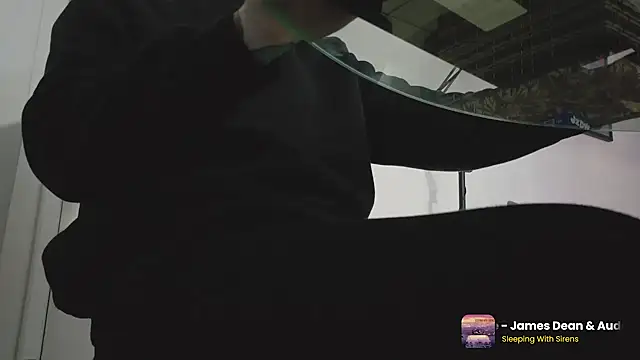 Snapshot of sexxxsutra chatting on July 7, 2026, 5:27 pm sexxxsutra online show from July 7, 2026, 5:27 pm