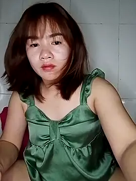 Snapshot of Lini_Ery chatting on March 4, 2025, 3:26 pm Lini Ery online show from March 4, 2025, 3:26 pm