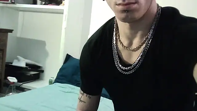 Snapshot of --D-a-D-D-y- chatting on February 7, 2026, 1:19 pm --D-a-D-D-y- online show from February 7, 2026, 1:19 pm