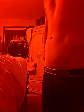 Snapshot of --D-a-D-D-y- chatting on February 27, 2026, 2:56 am --D-a-D-D-y- online show from February 27, 2026, 2:56 am