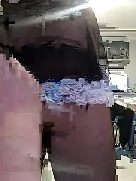 Snapshot of McdyllanXX chatting on February 11, 2026, 3:56 pm McdyllanXX online show from February 11, 2026, 3:56 pm